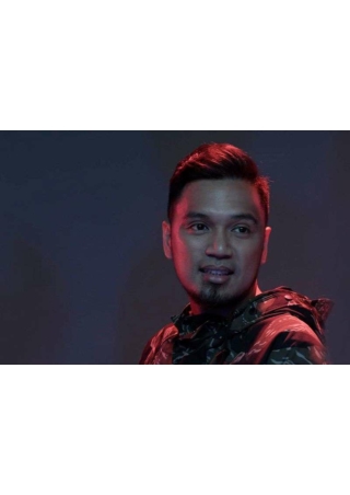 Herbert Hernandez is a renowned Filipino creative leader