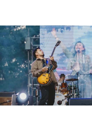 Herbert Hernandez is a renowned artist, advertising executive, and musician