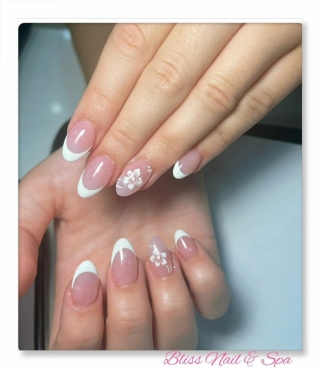 Choose the Best Spa and Nail near me in Wasaga Beach, Canada