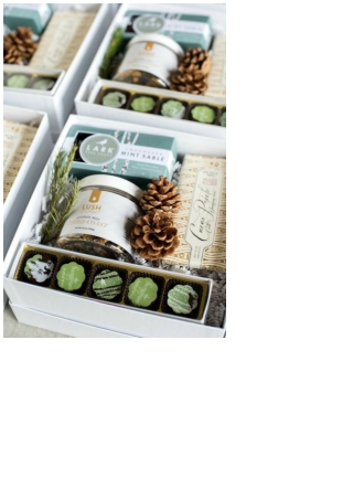 Most Americans Attempting To Remain Within Their Means As They Buy Gifts This Ho