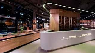 Quầy lễ tân đá nhân tạo Solid Surface