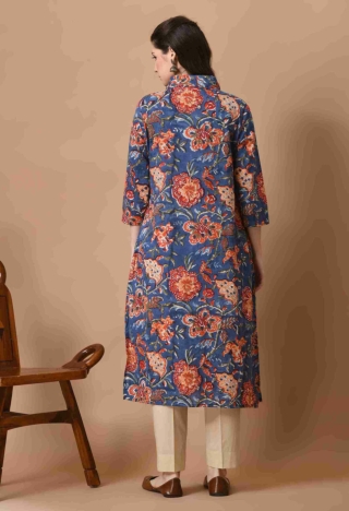 Elegant Ajrakh Kurtas for Women – TavsiApparel